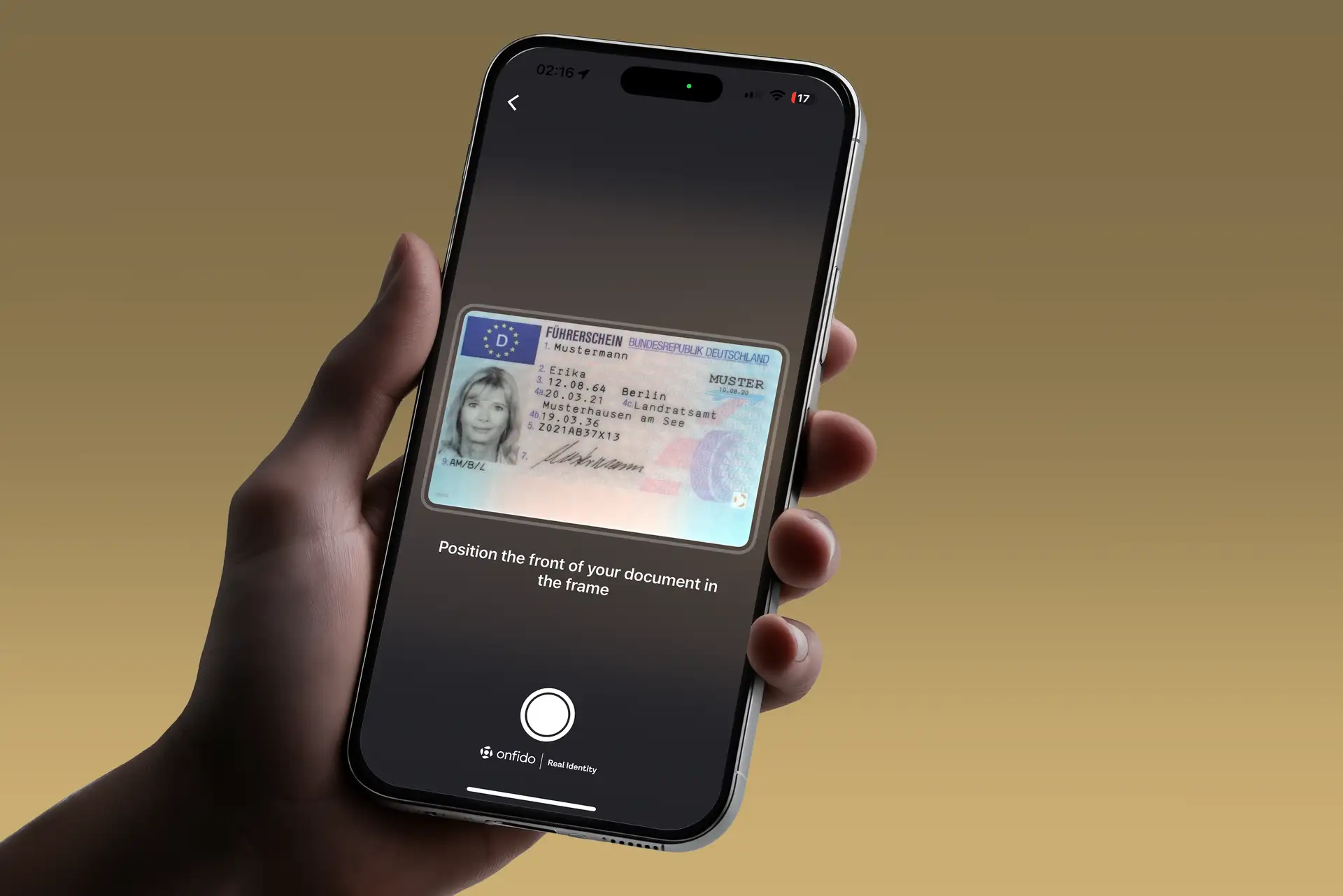Verifizierung des Führerscheins in der CarVia Carsharing App durch Erika Mustermann